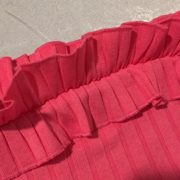 Zara Trafaluc Off The Shoulder Ruffle Ribbed Tee - Picture 4 of 6